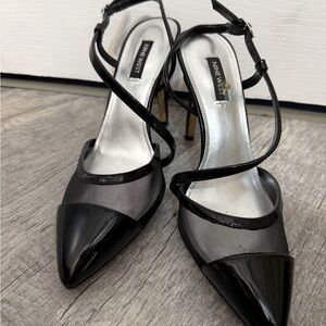 Nine West Point toe heels size 8